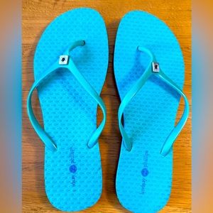 Lindsey Phillips Bundle: New, Size 11 flip flops with 10 interchangeable snaps!